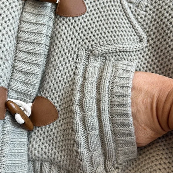 Maurices Faux Fur Collar Sherpa and Knit Fall/ Winter Vest - Picture 4 of 7